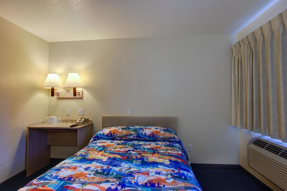 Motel 6-Kelso, Wa - Mt. St. Helens Exteriér fotografie