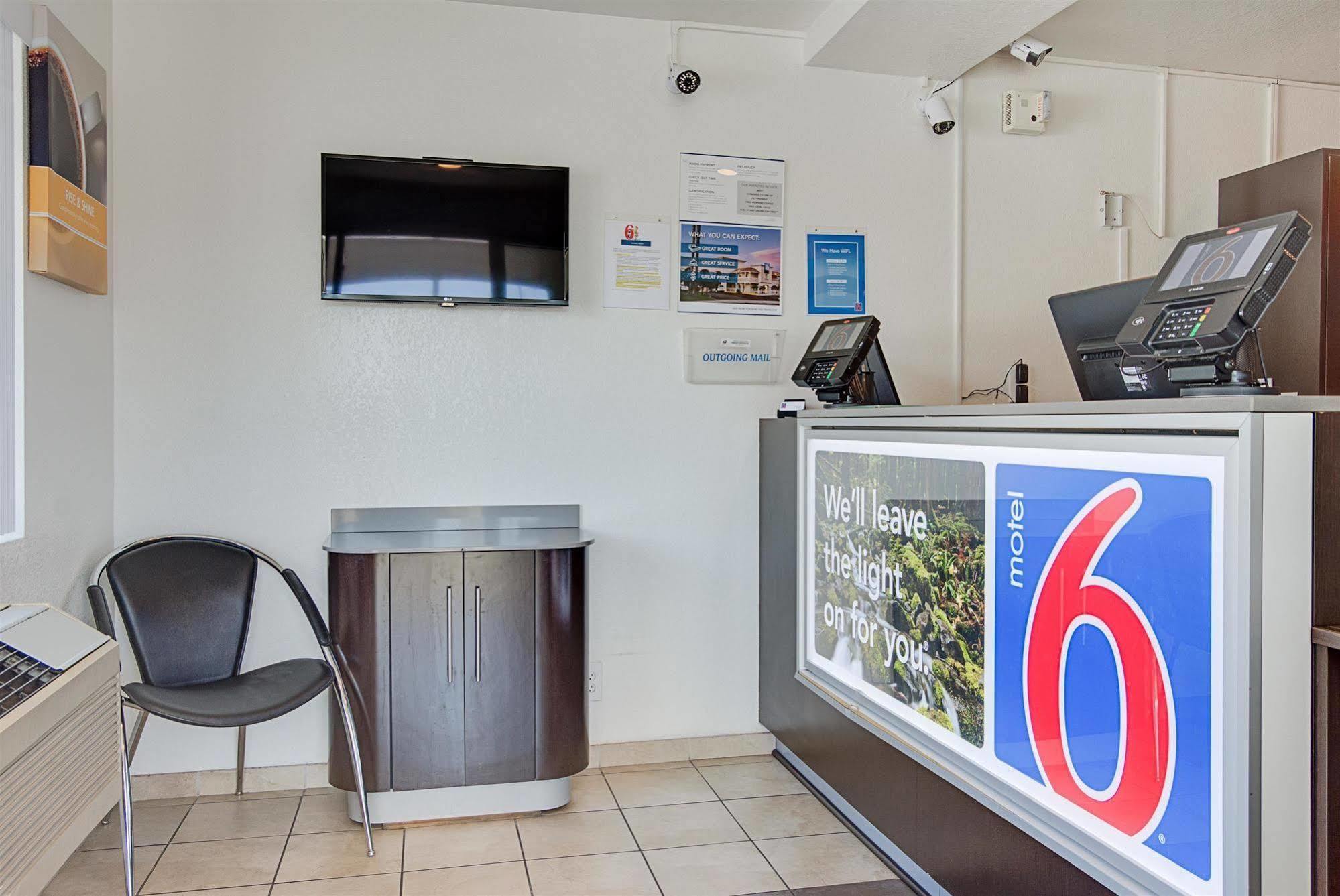 Motel 6-Kelso, Wa - Mt. St. Helens Exteriér fotografie