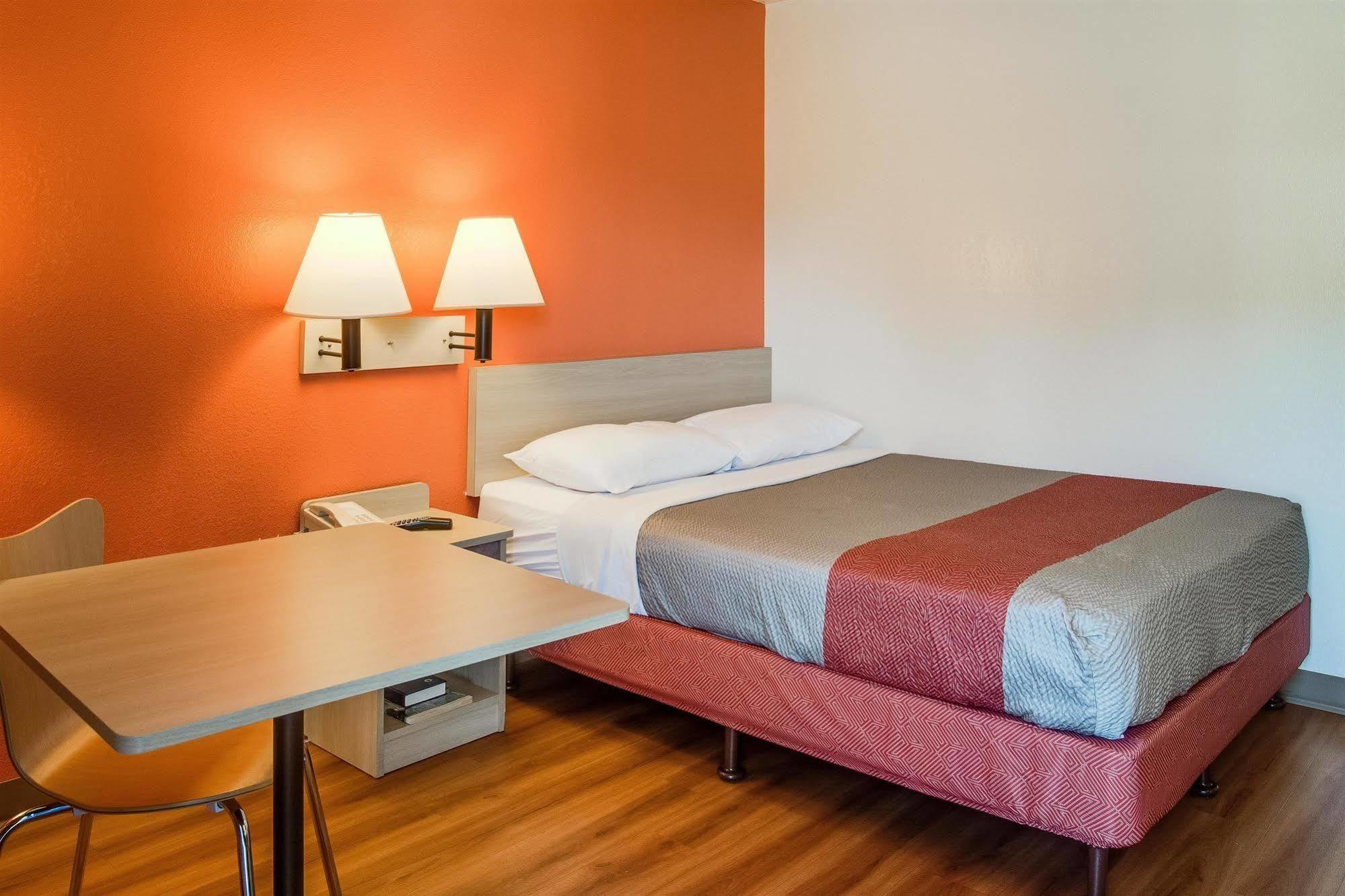 Motel 6-Kelso, Wa - Mt. St. Helens Exteriér fotografie