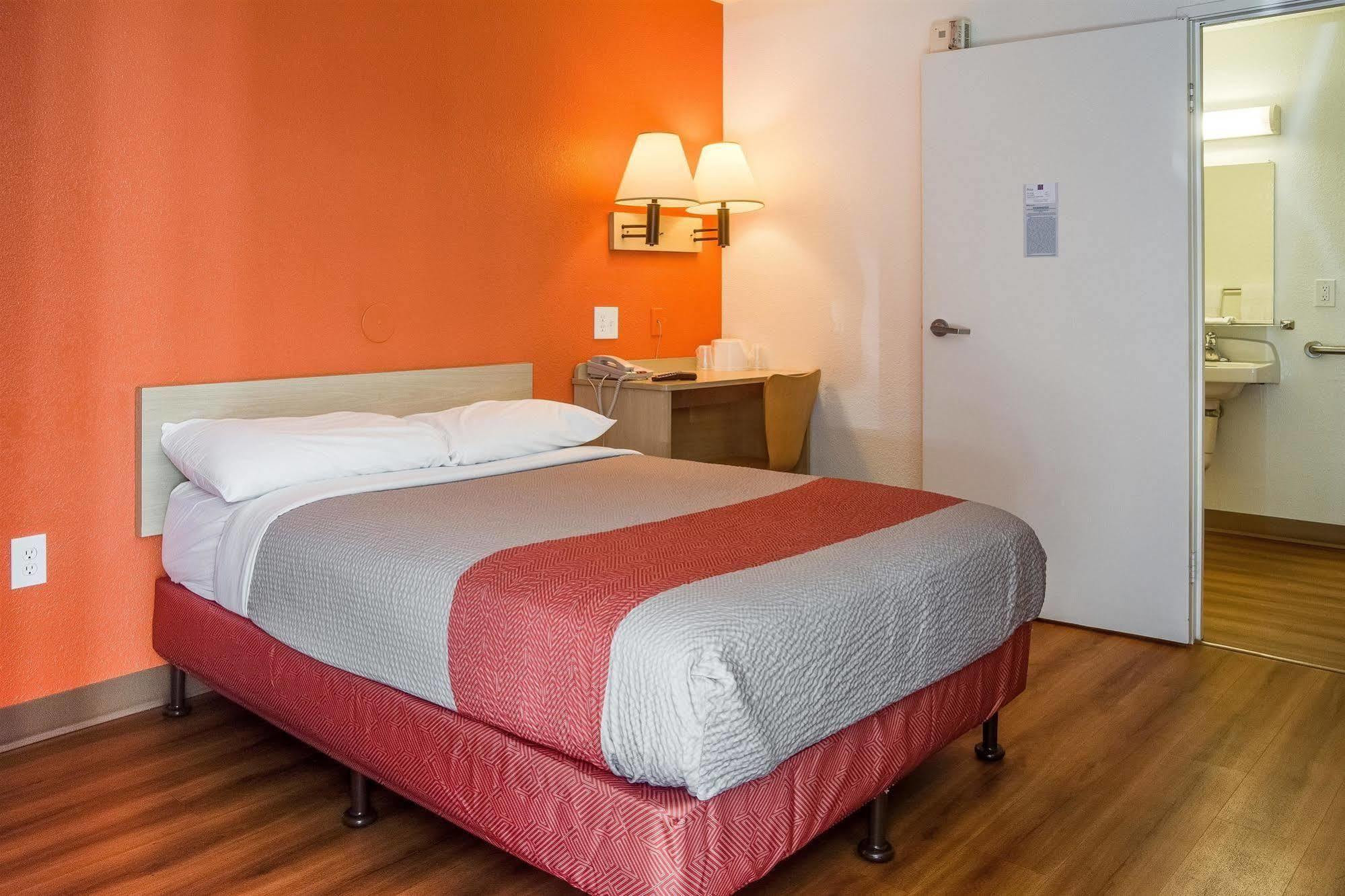 Motel 6-Kelso, Wa - Mt. St. Helens Exteriér fotografie