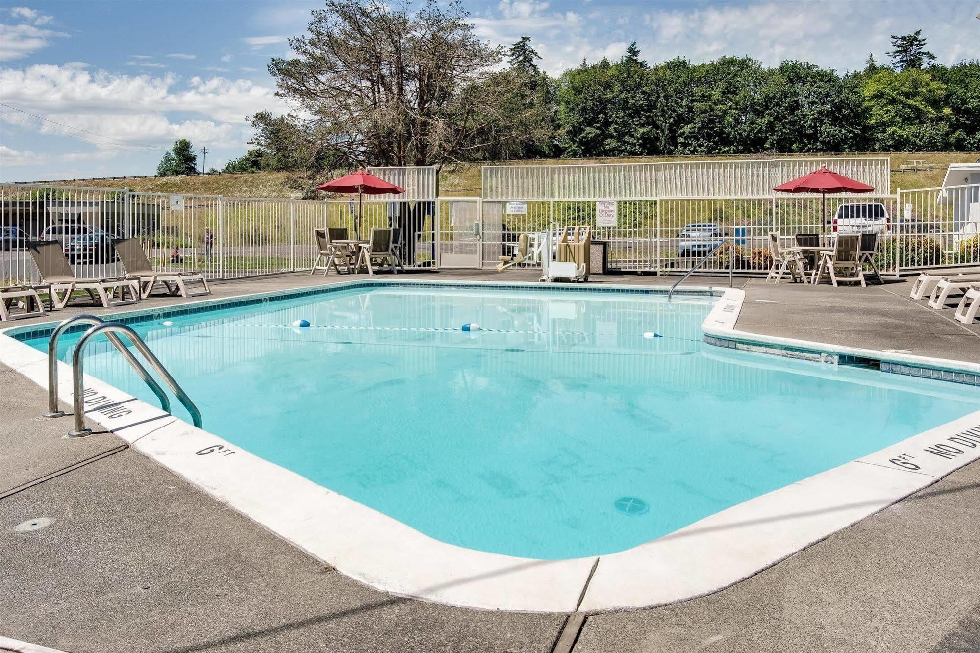 Motel 6-Kelso, Wa - Mt. St. Helens Exteriér fotografie